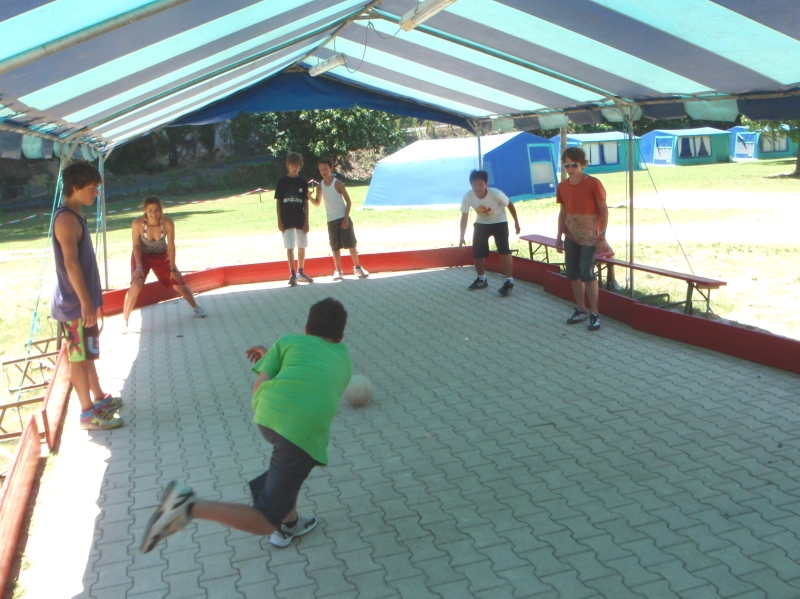 Village Camps International Summer Camp Ard&egrave;che, France 2019-07-26 https://www.villagecamps.com/journals_admin/images/21-23-Ga Ga!.jpg